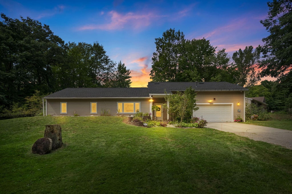 Photo of 18145 148th Avenue, Spring Lake, MI 49456 (MLS # 26043913)