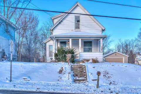 Photo for 440 W Monroe Street
