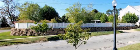 53 N Shore Drive South Haven MI 49090