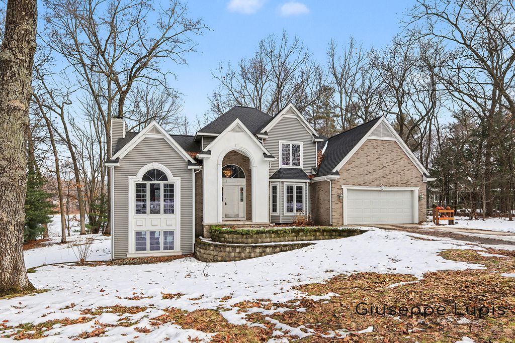 Photo of 10999 Sandy Oak Trail, Cedar Springs, MI 49319 (MLS # 26005862)