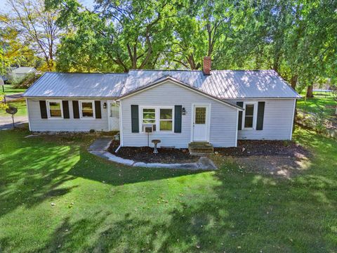 434 Walnut Street, Howard City, MI 49329 - MLS#: 25021880