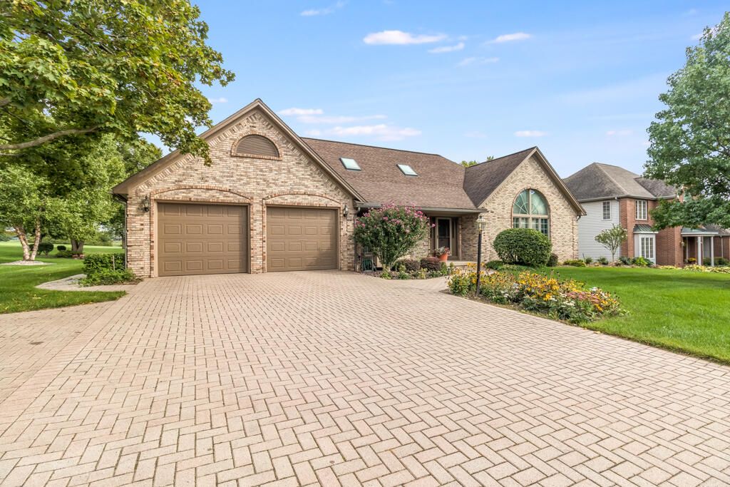 Photo of 7220 Old Lantern Drive SE, Caledonia, MI 49316 (MLS # 22042438)