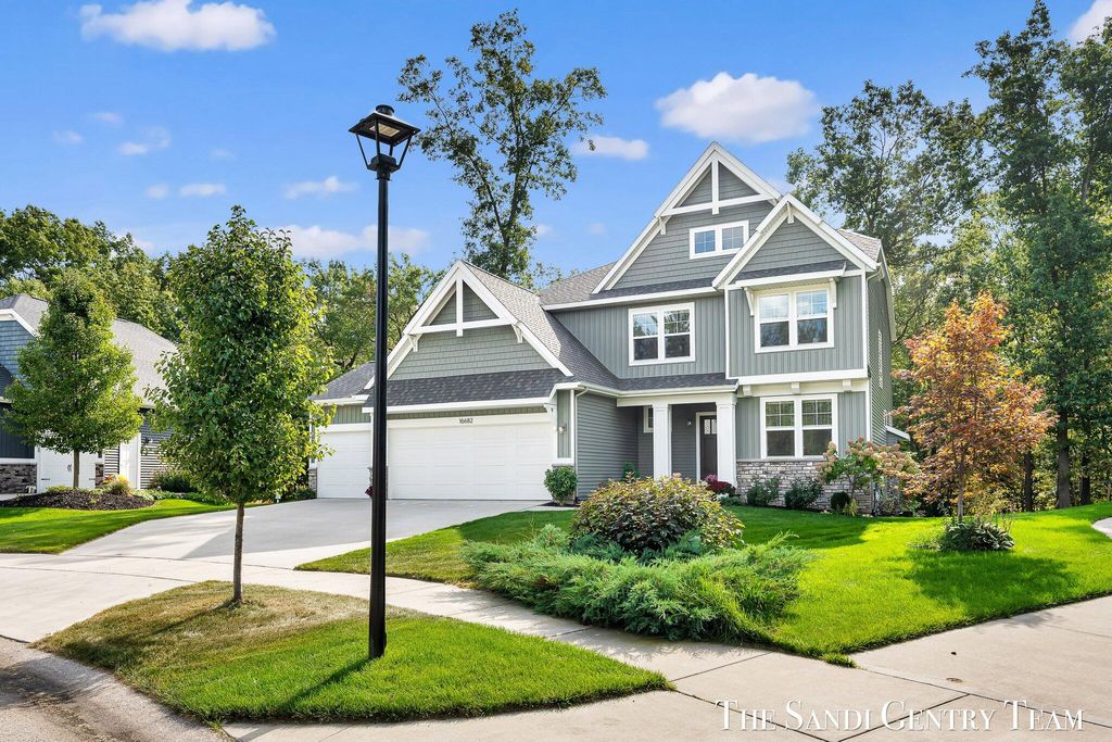 Photo of 16682 Spring Tree Drive, Spring Lake, MI 49456 (MLS # 25051526)