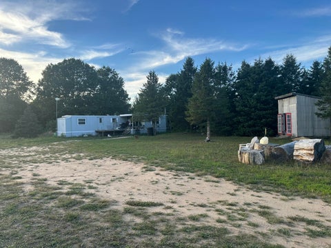 Photo of 1075 E Madison Road, Hart, MI 49420 (MLS # 26047442)