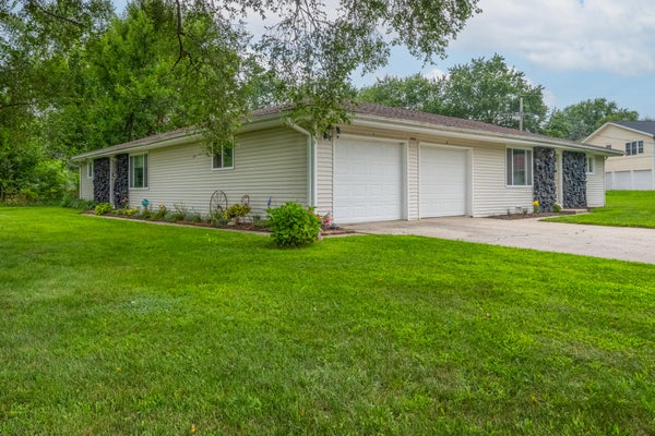 9044 KEPHART LN, BERRIEN SPRINGS, MI 49103 - Image 4b613cb3b6c6f425f2109a6a9f4e5fd2/312972354