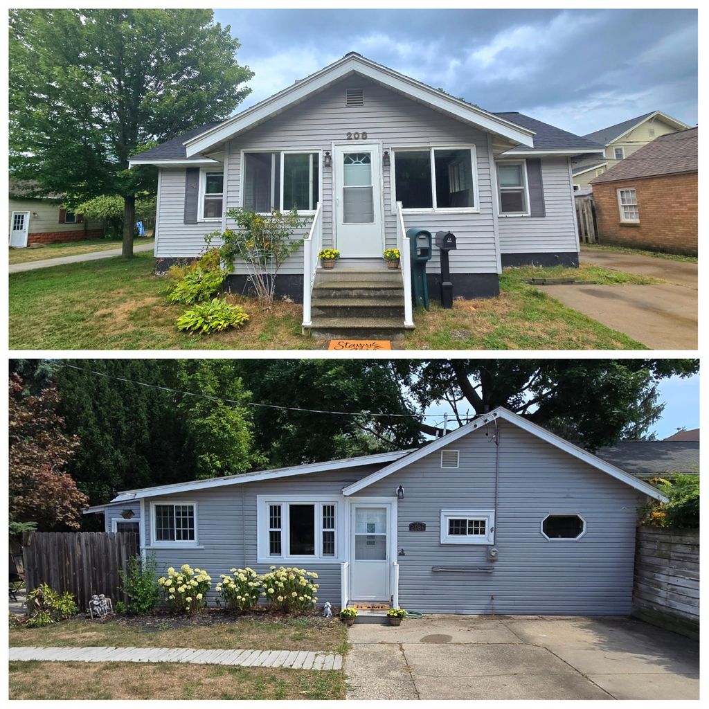 Photo of 208 N Jackson Street, Spring Lake, MI 49456 (MLS # 25051685)