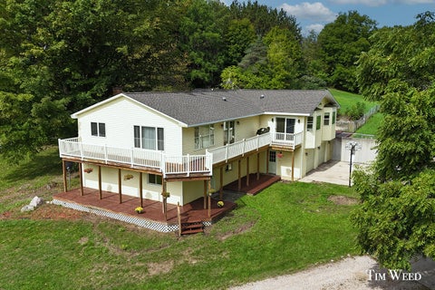 Photo for 21556 1 Mile Road