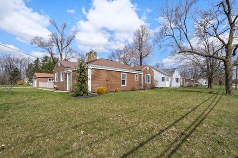 1000 E McDevitt Avenue, Jackson, MI 49203 - MLS#: 25015591