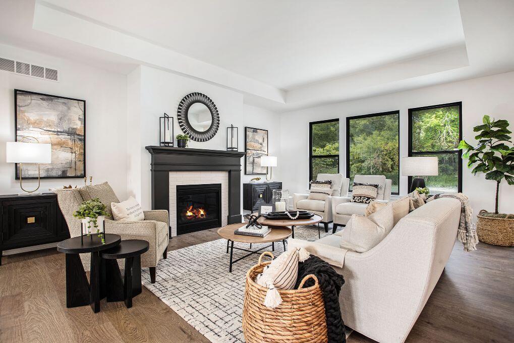 6533 Hidden Lake Circle