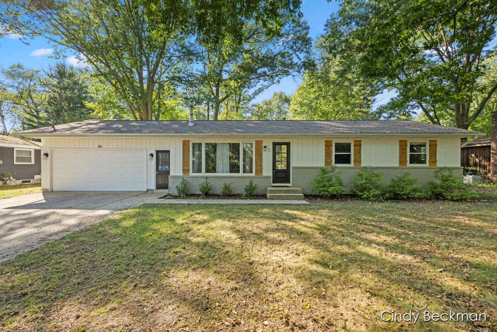 Photo of 80 S 168th Avenue, Holland, MI 49424 (MLS # 25050246)