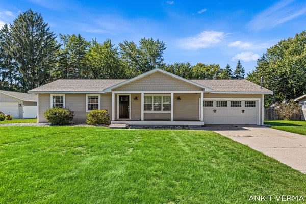 7439 EASTLANE AVE, JENISON, MI 49428 - Image 4c8fb4d568dc0427bc176caee24cc203/1979480530