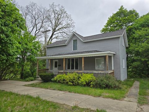 132 N Stewart Street, Big Rapids, MI 49307 - MLS#: 25022789