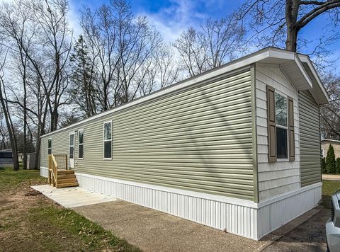 Photo of 3475 Cedar Road, Twin Lake, MI 49457 (MLS # 26017232)