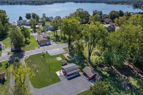 5575 Paw Paw Lake Road Coloma MI 49038