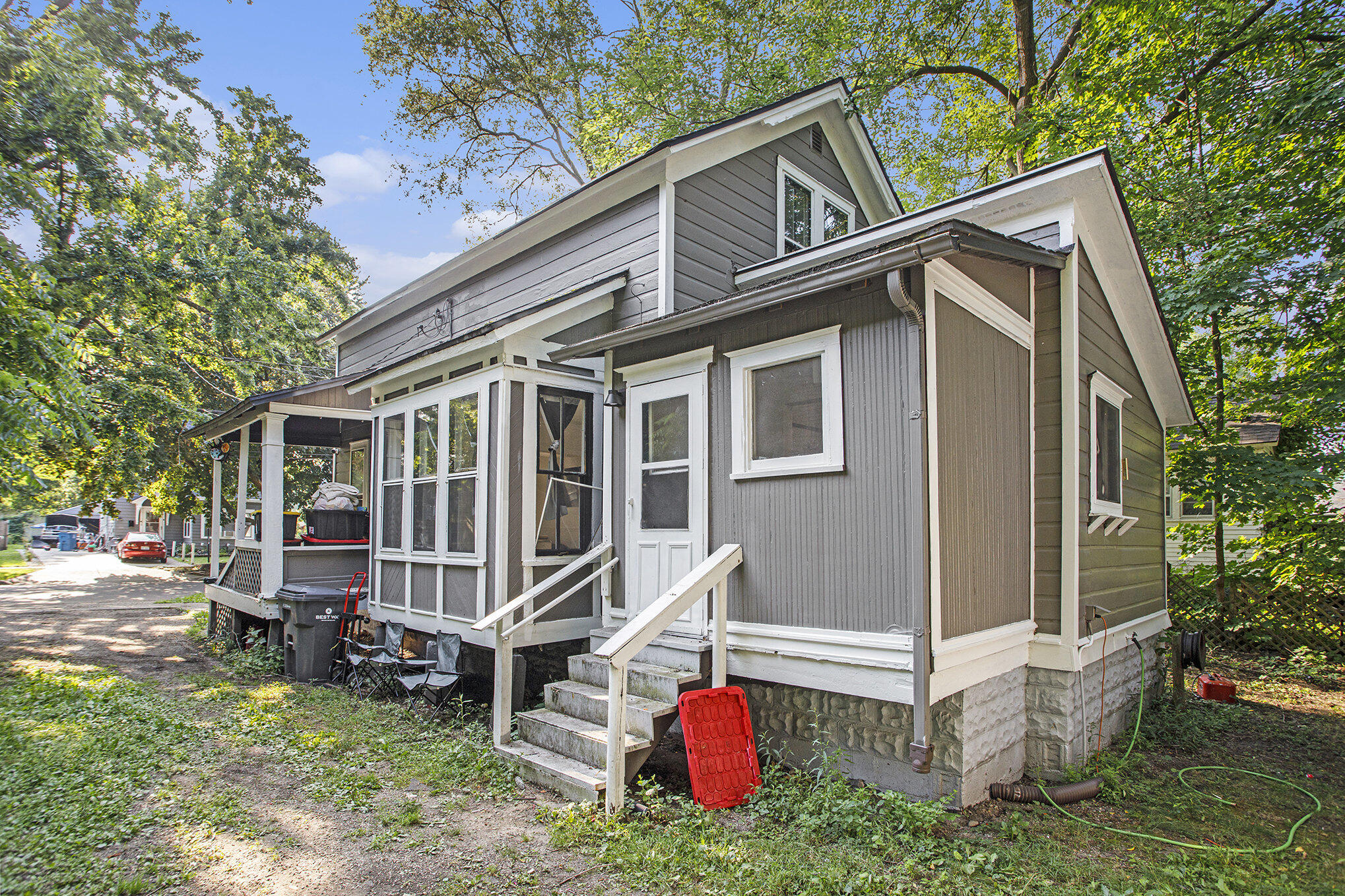 Kalamazoo, Michigan 49007, United States, 3 Bedrooms Bedrooms, ,1 BathroomBathrooms,Residential,Active,168652