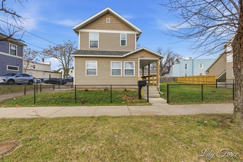 Photo of 641 Butterworth Street SW, Grand Rapids, MI 49504 (MLS # 26001914)