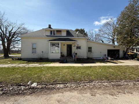 Photo of 800 Division Street, Cheboygan, MI 49721 (MLS # 26017265)