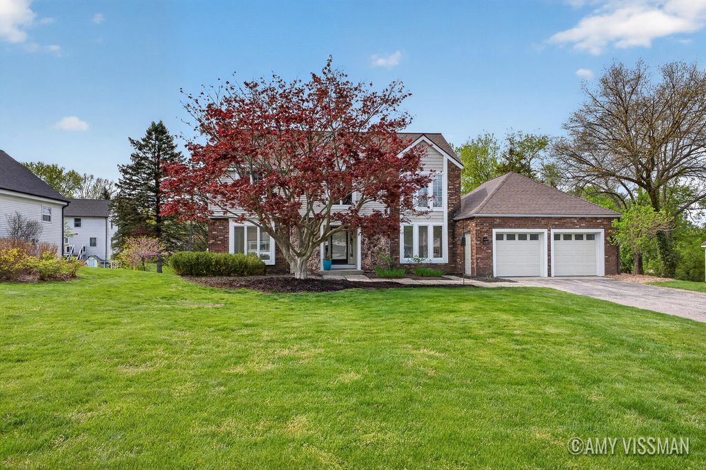 Photo of 3415 N Applecrest Court SE, Ada, MI 49301 (MLS # 26020682)