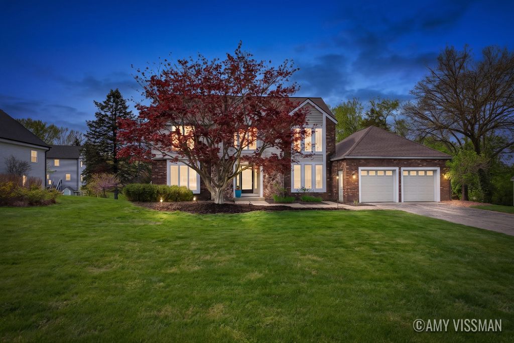 Photo of 3415 N Applecrest Court SE, Ada, MI 49301 (MLS # 26020682)