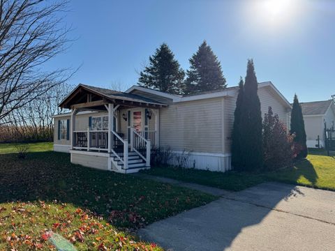 Photo of 3407 E Wembley Lane, Kalamazoo, MI 49009 (MLS # 25058732)