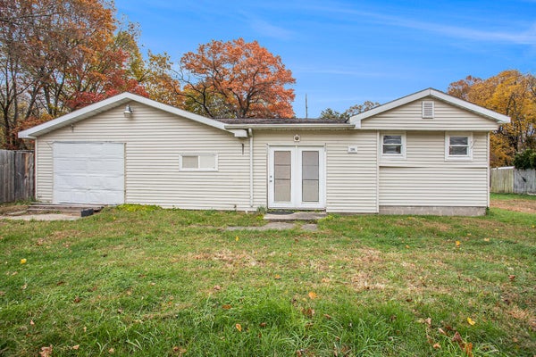 196 N GARDNER AVE, BATTLE CREEK, MI 49037 - Image 4e27596f9ae4d8bcad830b00955c7360/1743075240