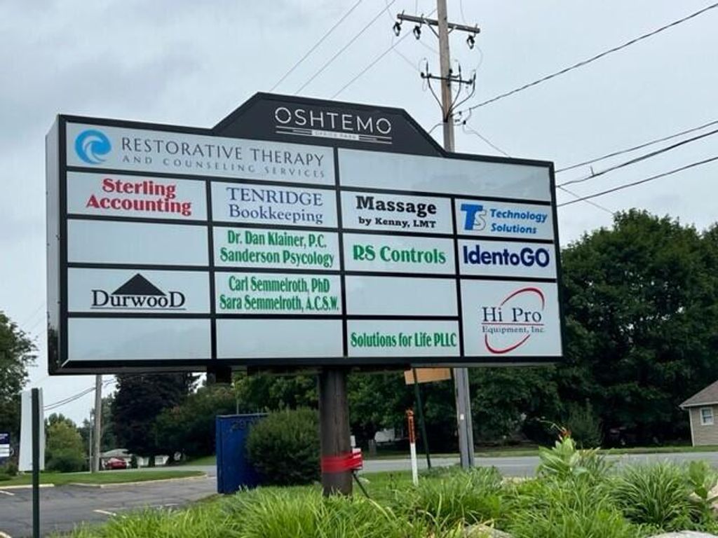 Photo of 3030 S 9th Street #2I, Kalamazoo, MI 49009 (MLS # 26005705)