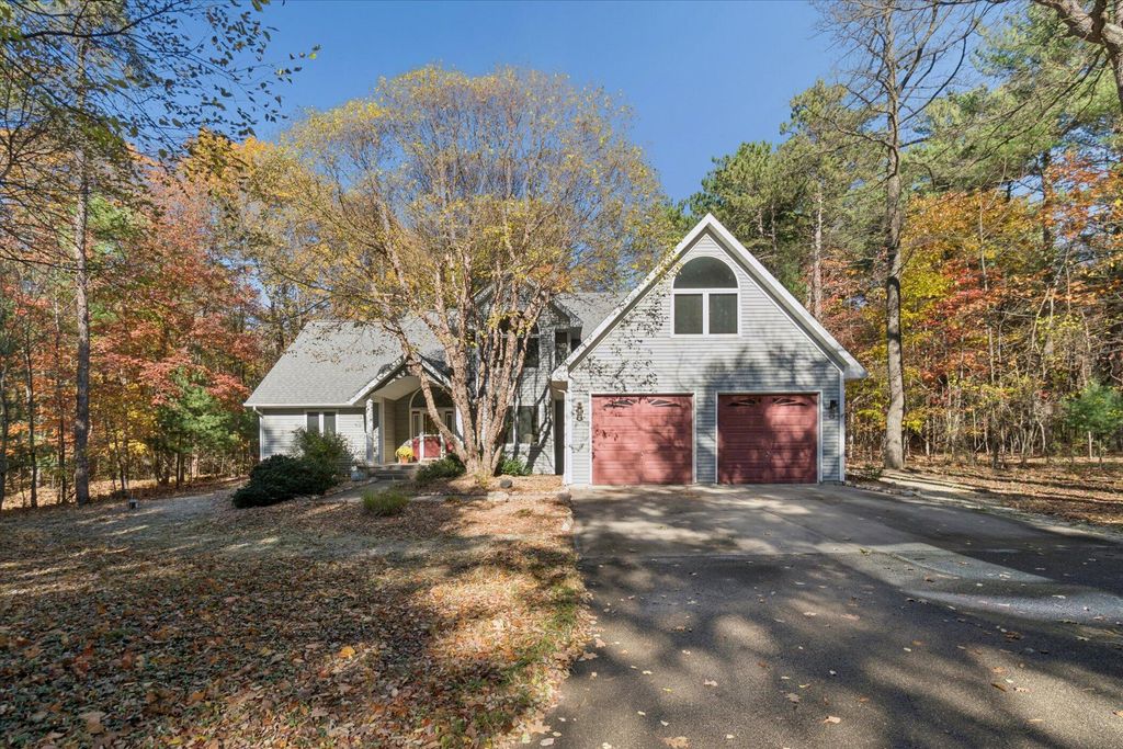 Photo of 2335 Forest Trail Circle, Fennville, MI 49408 (MLS # 25056487)