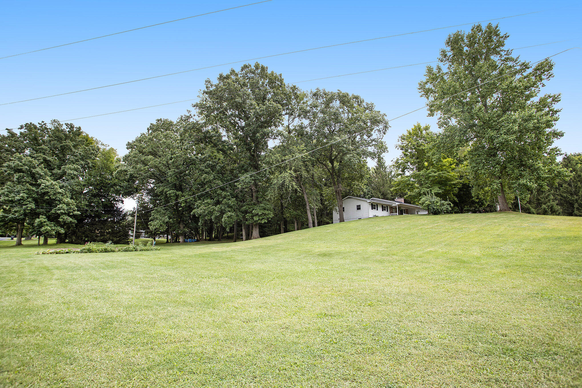 Galesburg, Michigan 49053, United States, 3 Bedrooms Bedrooms, ,2 BathroomsBathrooms,Residential,Pending,195228