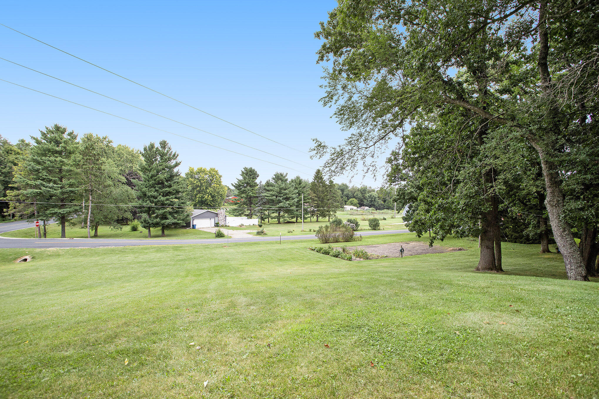 Galesburg, Michigan 49053, United States, 3 Bedrooms Bedrooms, ,2 BathroomsBathrooms,Residential,Pending,195228