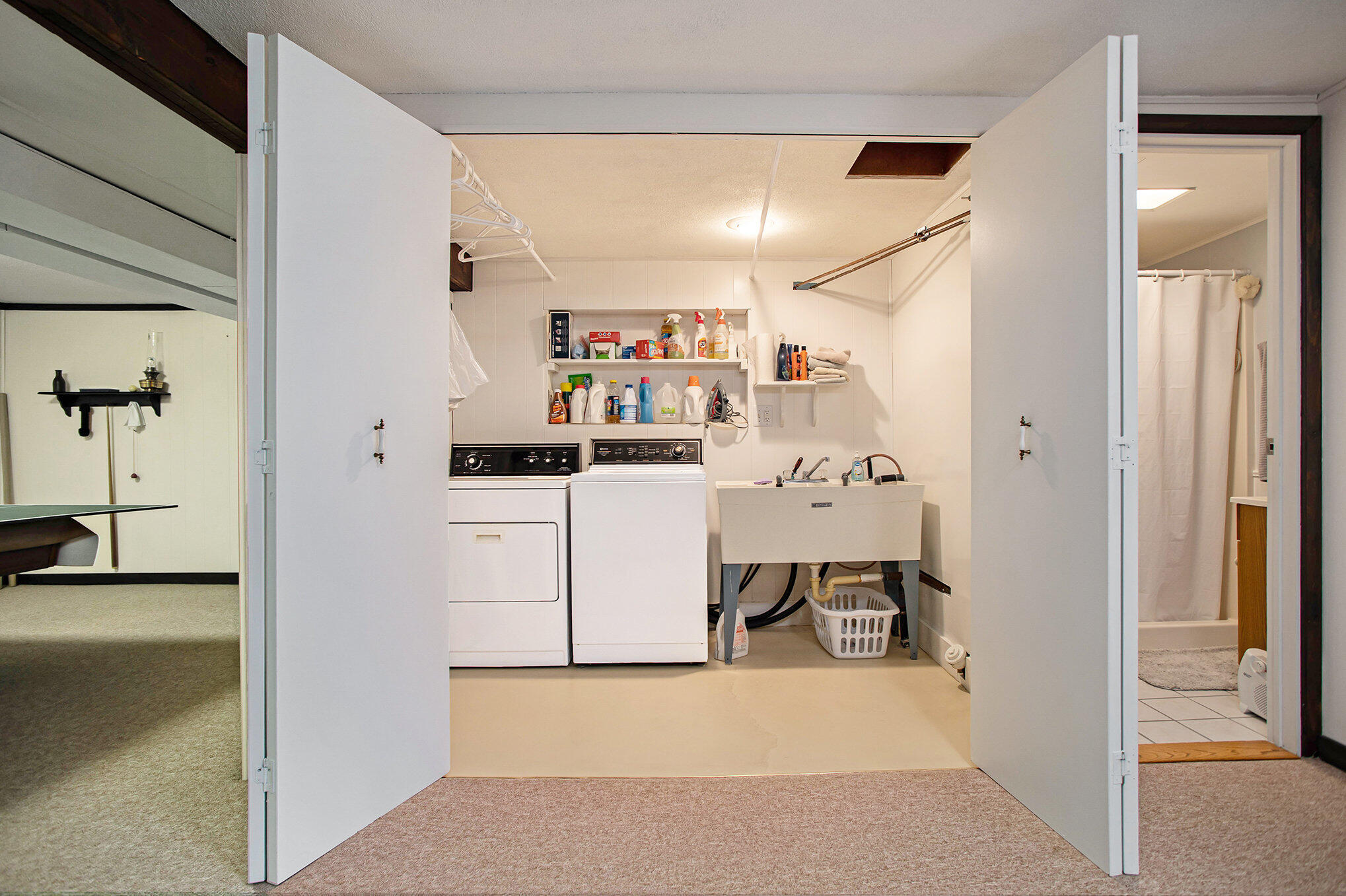 Galesburg, Michigan 49053, United States, 3 Bedrooms Bedrooms, ,2 BathroomsBathrooms,Residential,Pending,195228