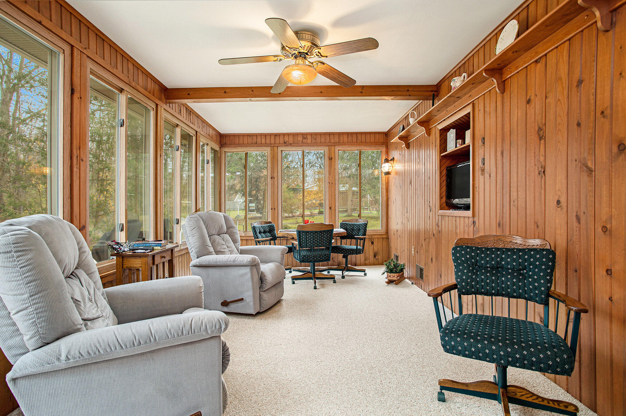 Galesburg, Michigan 49053, United States, 3 Bedrooms Bedrooms, ,2 BathroomsBathrooms,Residential,Pending,195228