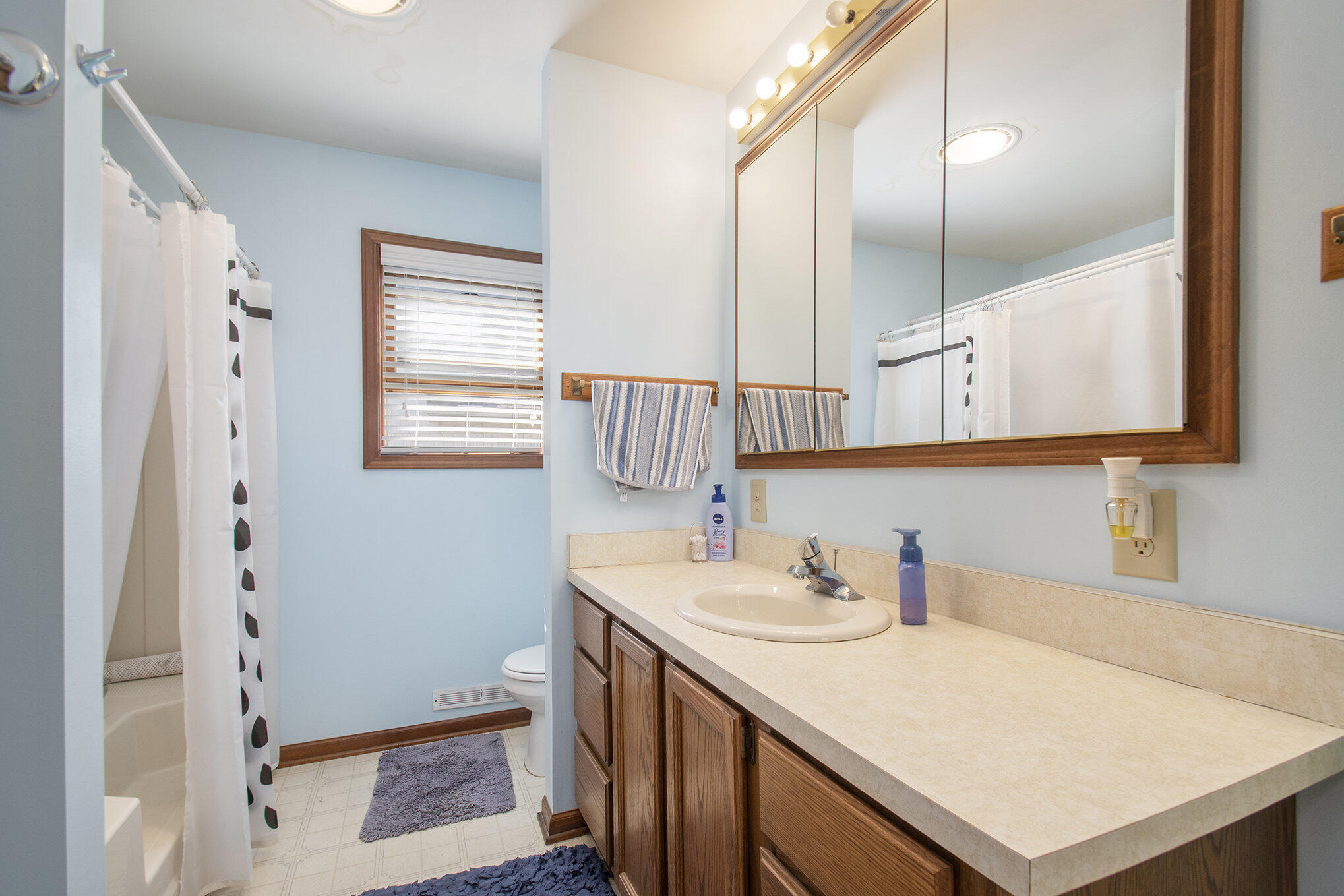 Vandalia, Michigan 49095, United States, 2 Bedrooms Bedrooms, ,1 BathroomBathrooms,Residential,Active,165143