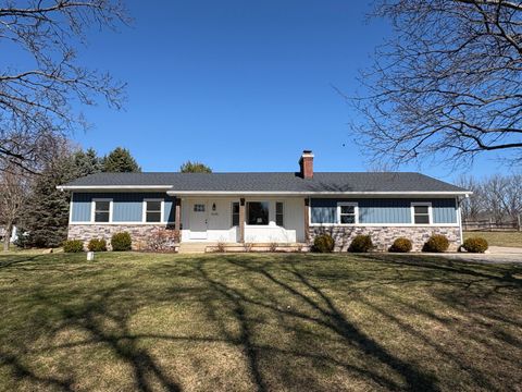 Photo of 1445 64th Street SW, Byron Center, MI 49315 (MLS # 26008873)