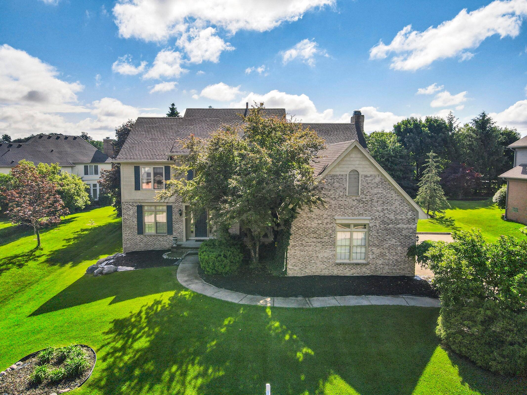 17733 Rolling Woods Circle
