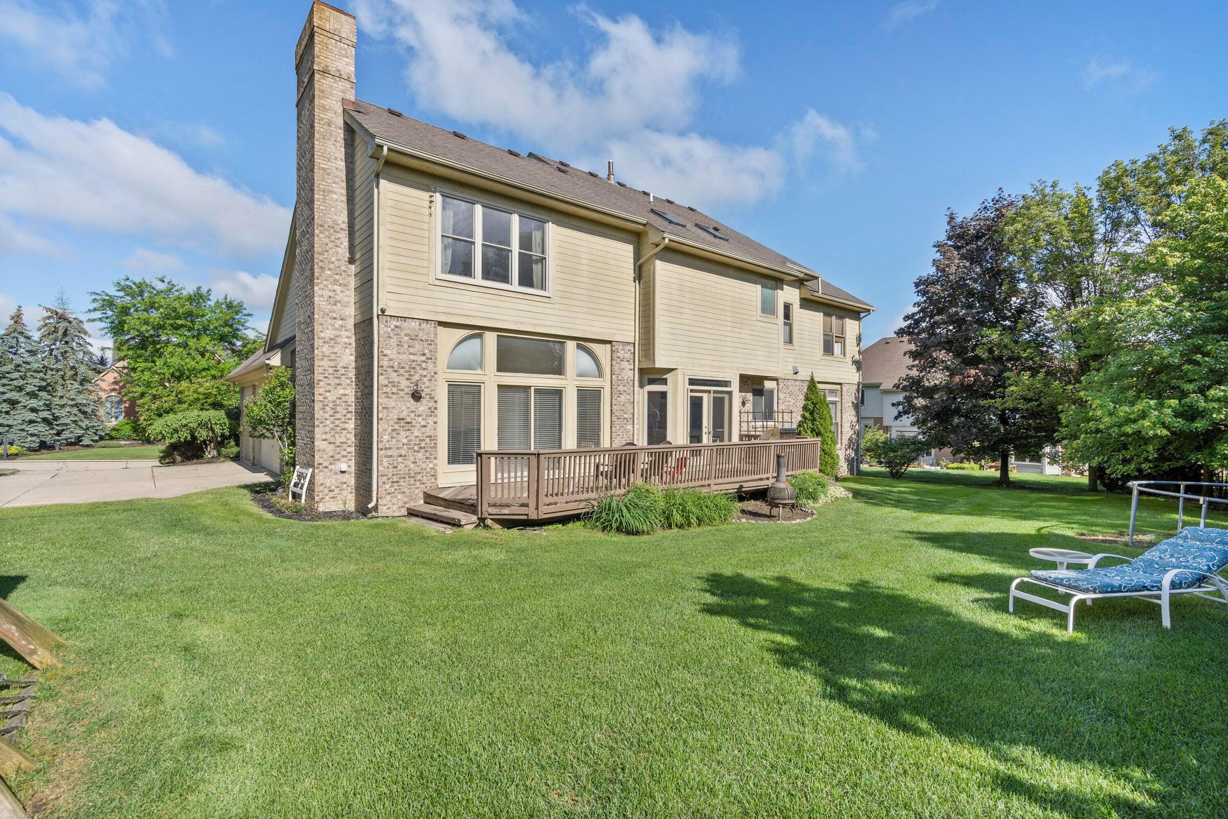 17733 Rolling Woods Circle