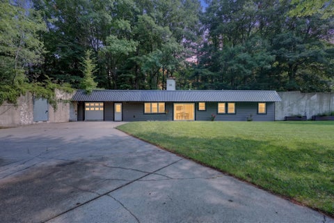 Photo for 1166 N Long Road
