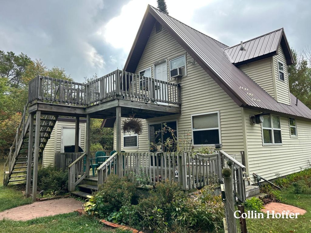 Photo of 4801 Livingstone Road, Roscommon, MI 48653 (MLS # 26005055)