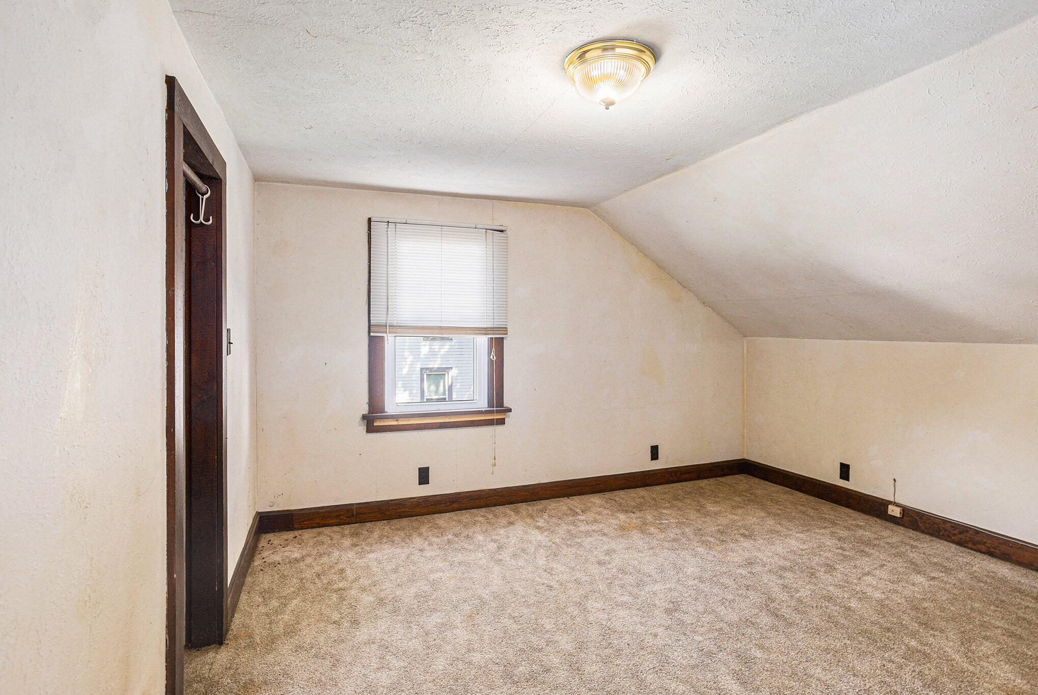 Sturgis, Michigan 49091, United States, 3 Bedrooms Bedrooms, ,2 BathroomsBathrooms,Residential,Active,197098