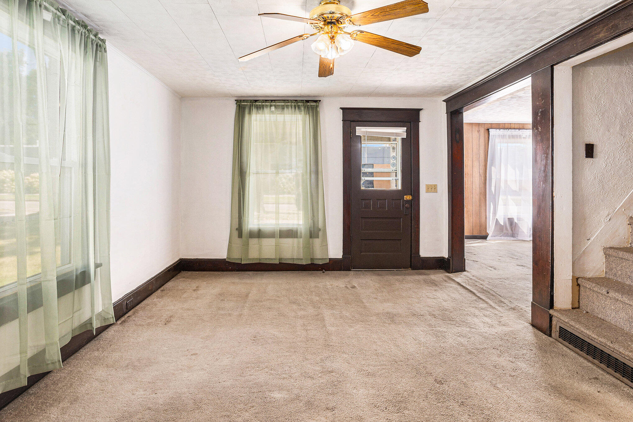 Sturgis, Michigan 49091, United States, 3 Bedrooms Bedrooms, ,2 BathroomsBathrooms,Residential,Active,197098