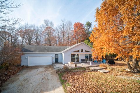 Photo of 13200 Hopkins Forest Drive, Bear Lake, MI 49614 (MLS # 25058762)