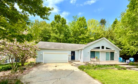 Photo of 13200 Hopkins Forest Drive, Bear Lake, MI 49614 (MLS # 25058762)