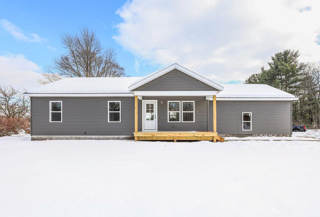 Photo of 1366 S Wolf Lake Road, Muskegon, MI 49442 (MLS # 25062415)