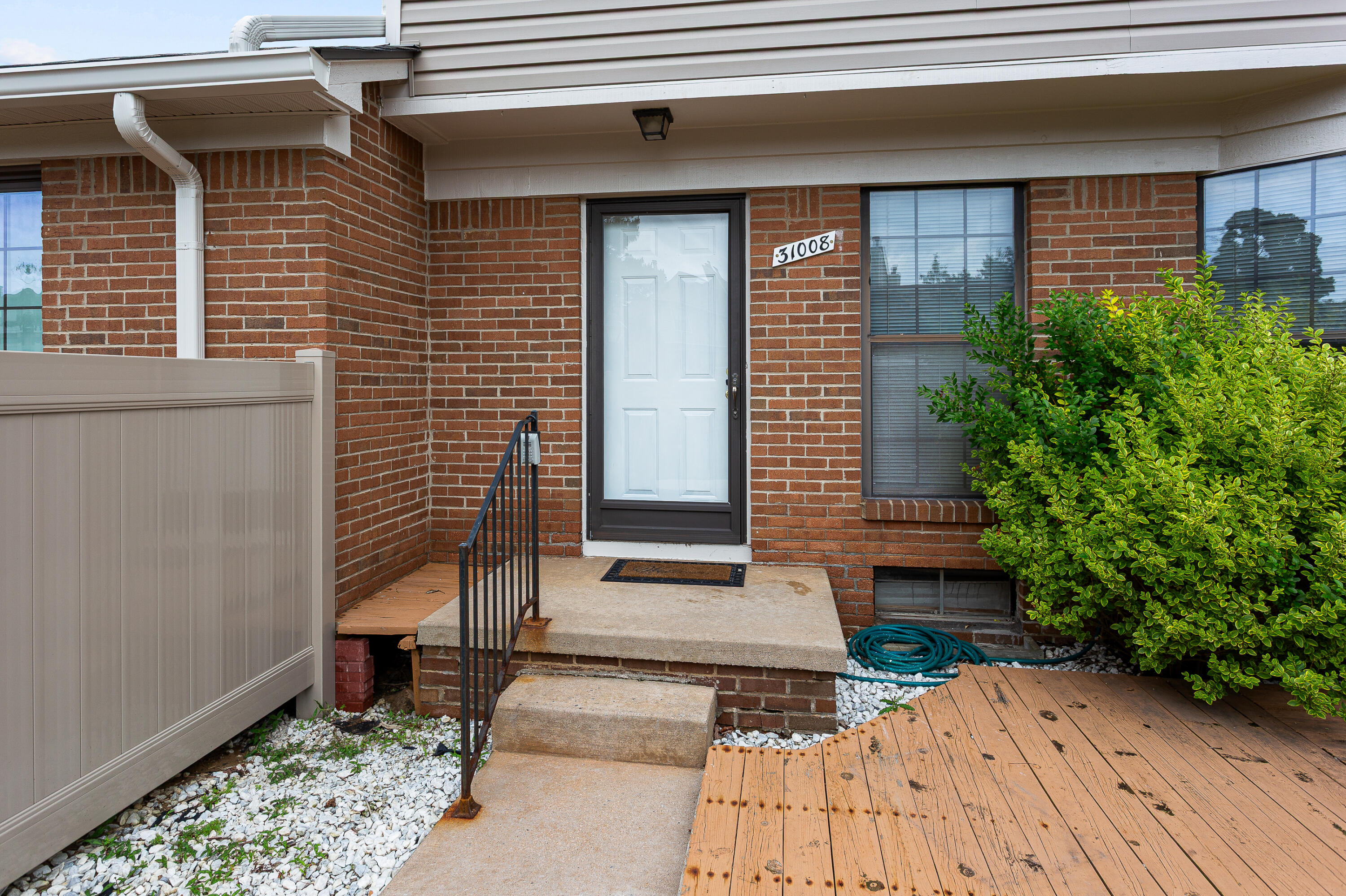 31008 Country Bluff