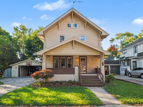 Photo for 208 Walnut Street