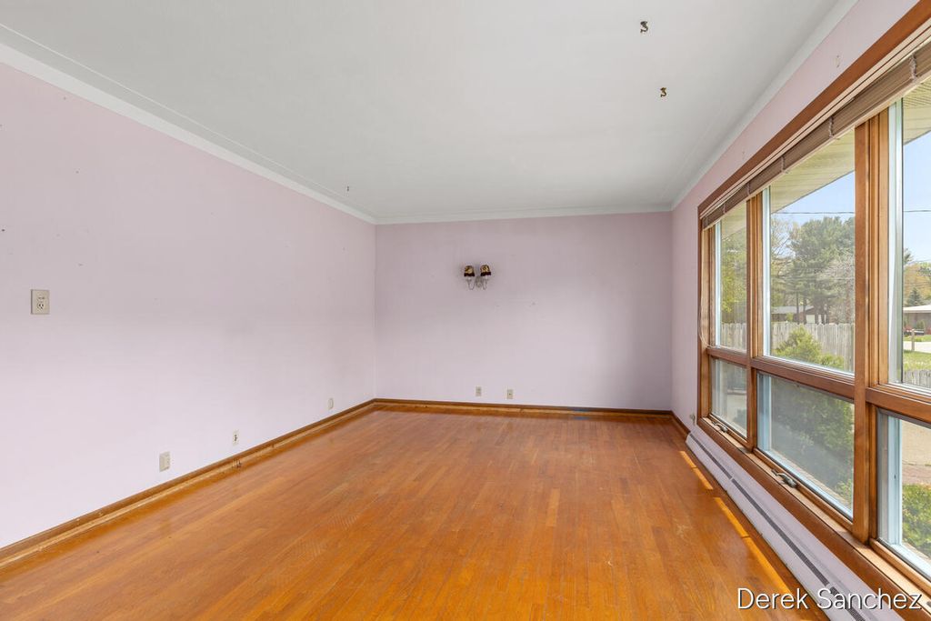Photo of 14169 Carol Street, Holland, MI 49424 (MLS # 26022075)