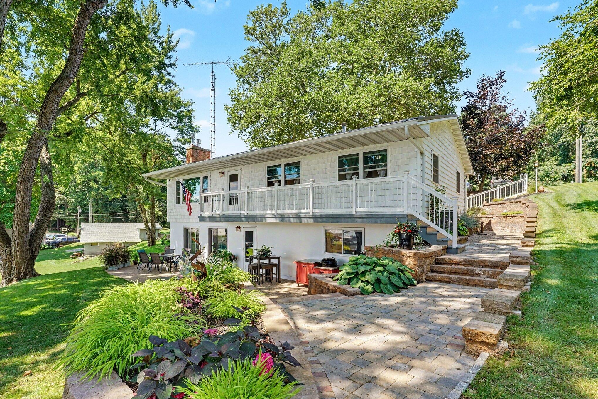 58875 Hill