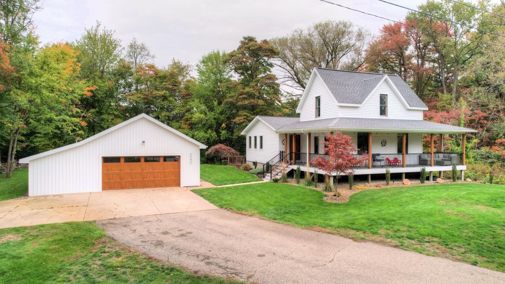 Photo of 6445 146th Avenue, Holland, MI 49423 (MLS # 25054071)