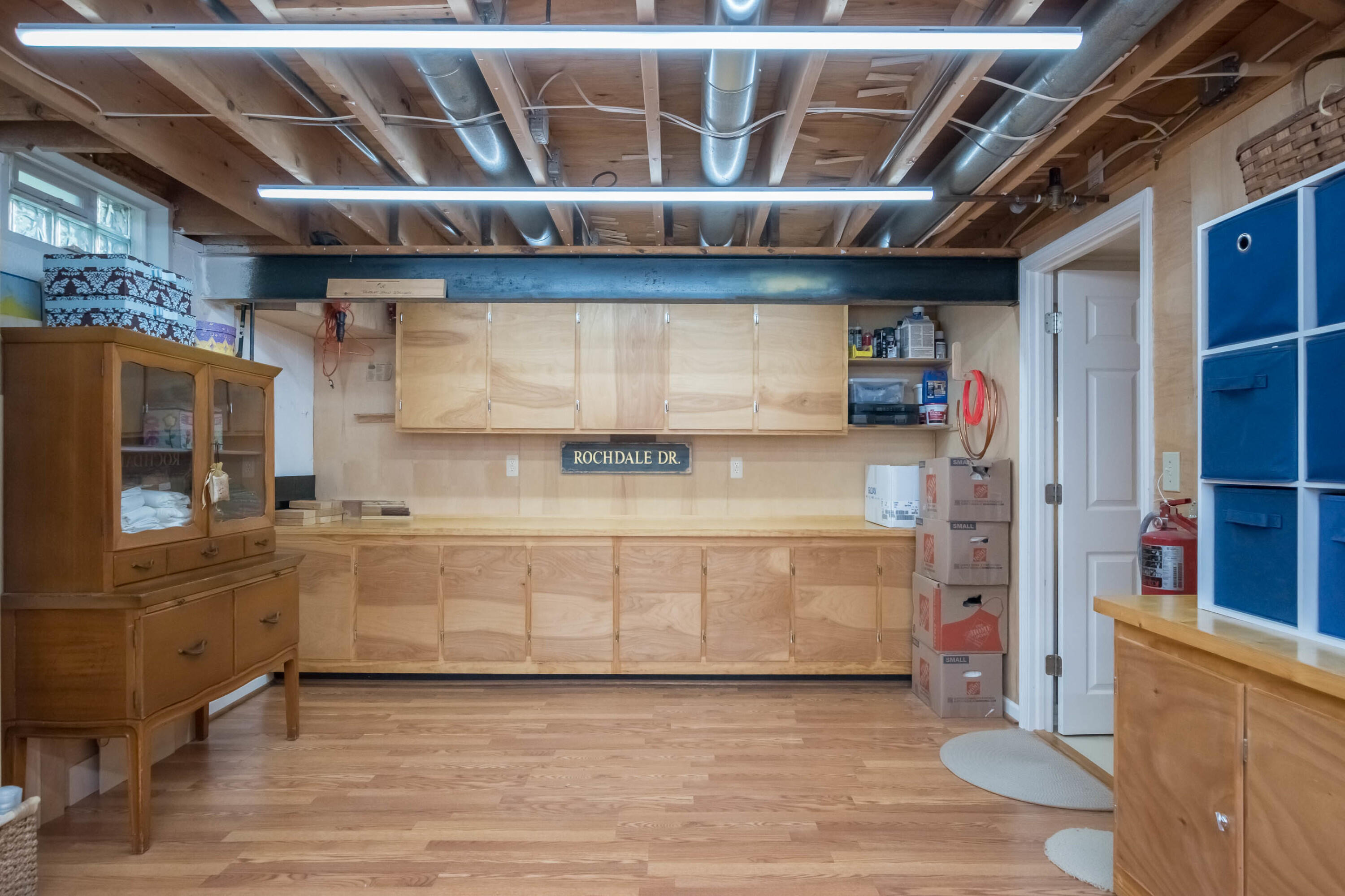 Rochester Hills, Michigan 48309, United States, 2 Bedrooms Bedrooms, ,3 BathroomsBathrooms,Residential,Pending,132411