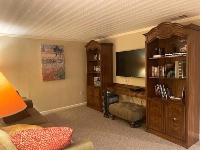 Rochester Hills, Michigan 48309, United States, 2 Bedrooms Bedrooms, ,3 BathroomsBathrooms,Residential,Pending,132411