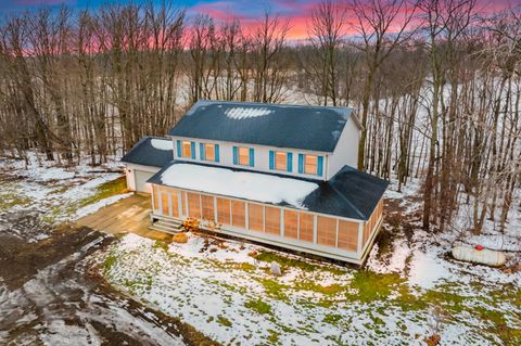 1500 Sanford Lane Buchanan MI 49107